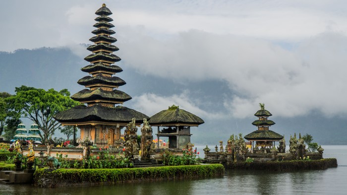 wisata pariwisata pantai budaya pesona sapta yogyakarta akar spanduk desain kalimat Wisata edukasi yang menarik terbaru