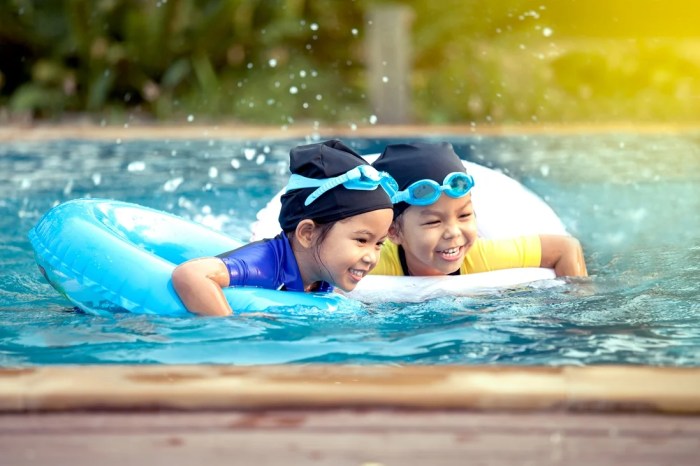 Tips keamanan kolam renang anak Tips keamanan kolam renang anak
