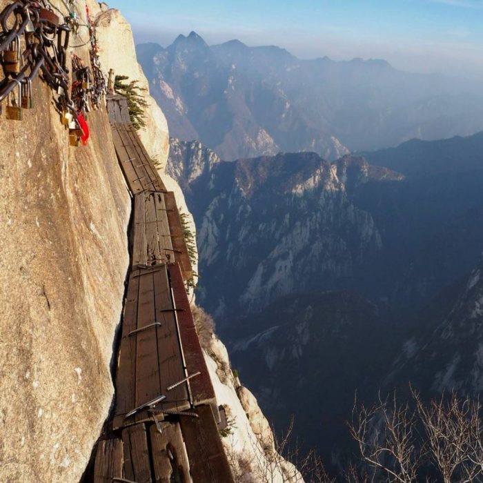 Wisata petualangan untuk adrenaline junkie liburan destinasi adrenaline junkie wajib