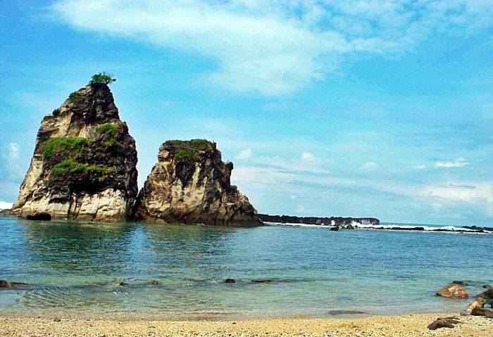 pantai di banten yang belum banyak diketahui pantai di banten yang belum banyak diketahui