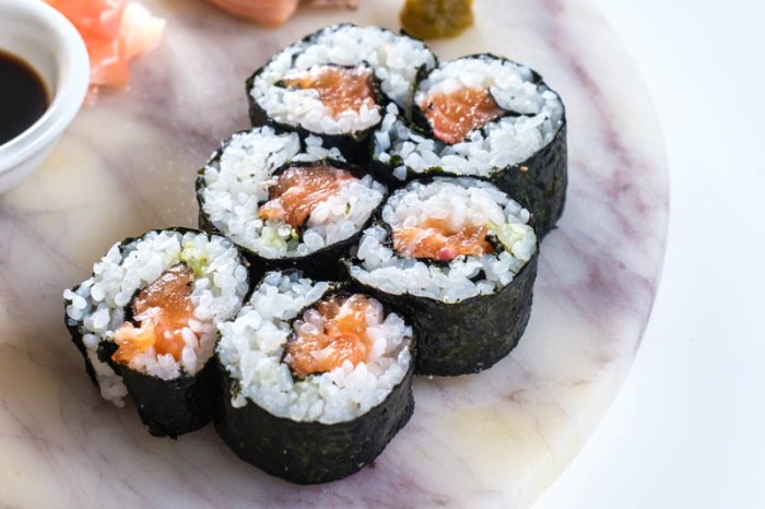 Why is Sushi Served with Wasabi: A Journey of Flavor, Tradition, and Antibacterial Protection Why is sushi served with wasabi terbaru