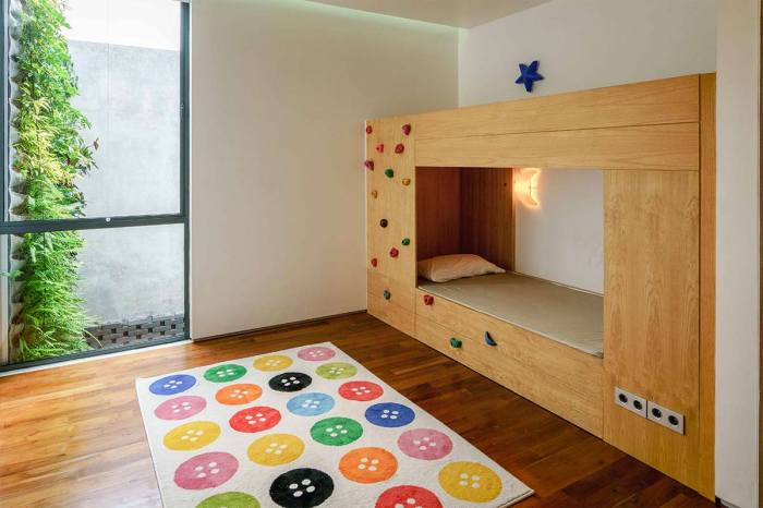 minimalis sela keseimbangan proporsi menciptakan void kamar tidur anak permainan cantik geometri garis Cara mengoptimalkan ruang anak dengan ukuran terbatas