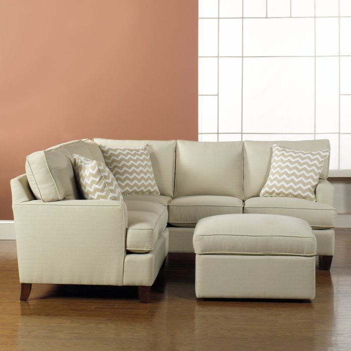 Chaise sectional Chaise sectional