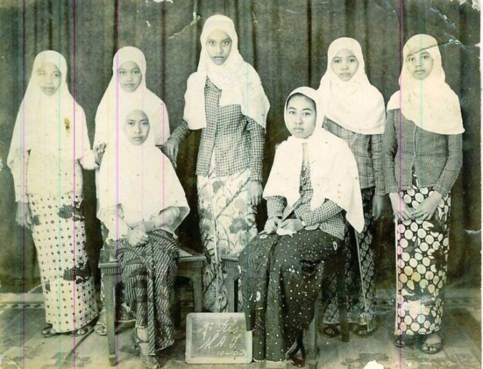 Perkembangan dan Perjuangan Jilbab di Indonesia - Nukilan Sejarah jilbab di indonesia